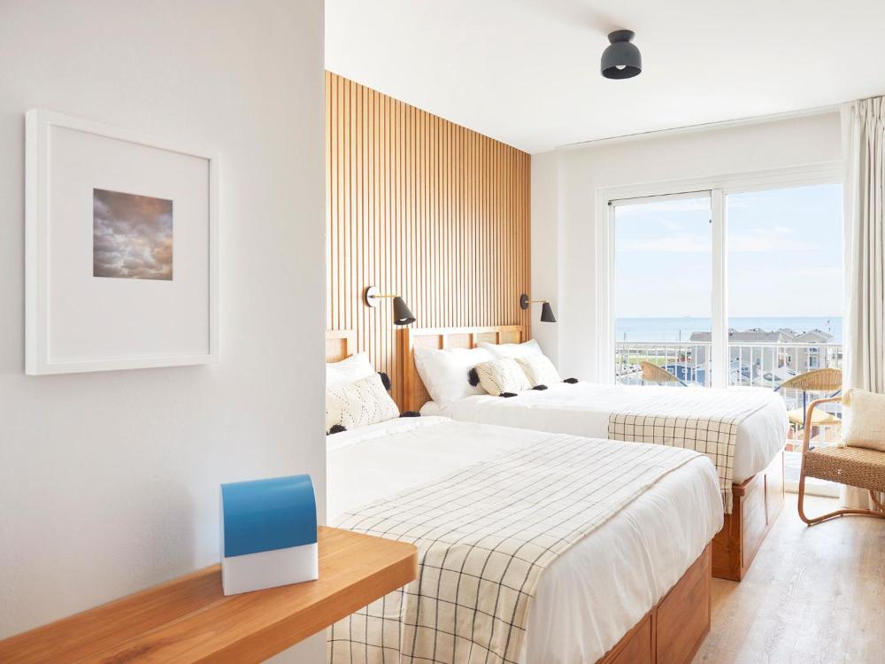 Double Room with Sea View interior