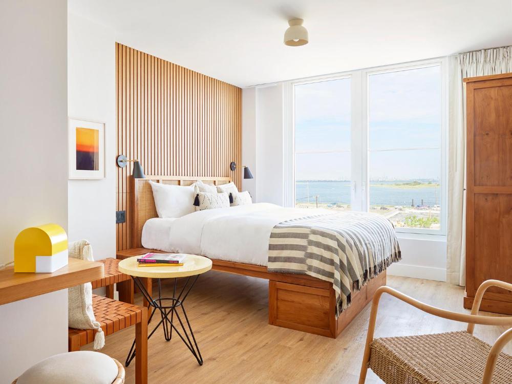Deluxe King Room interior